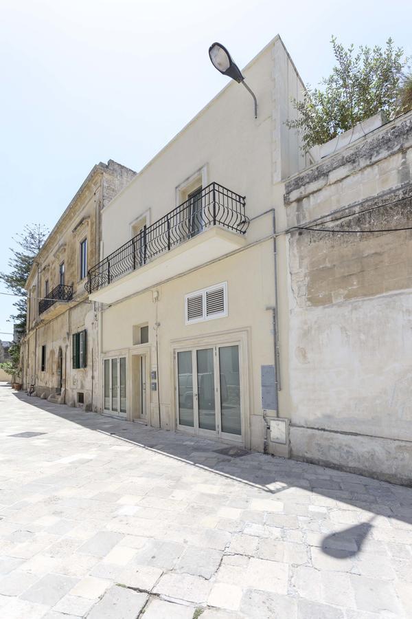 La Loggia Dei Rayno Bed and Breakfast Lecce Eksteriør billede